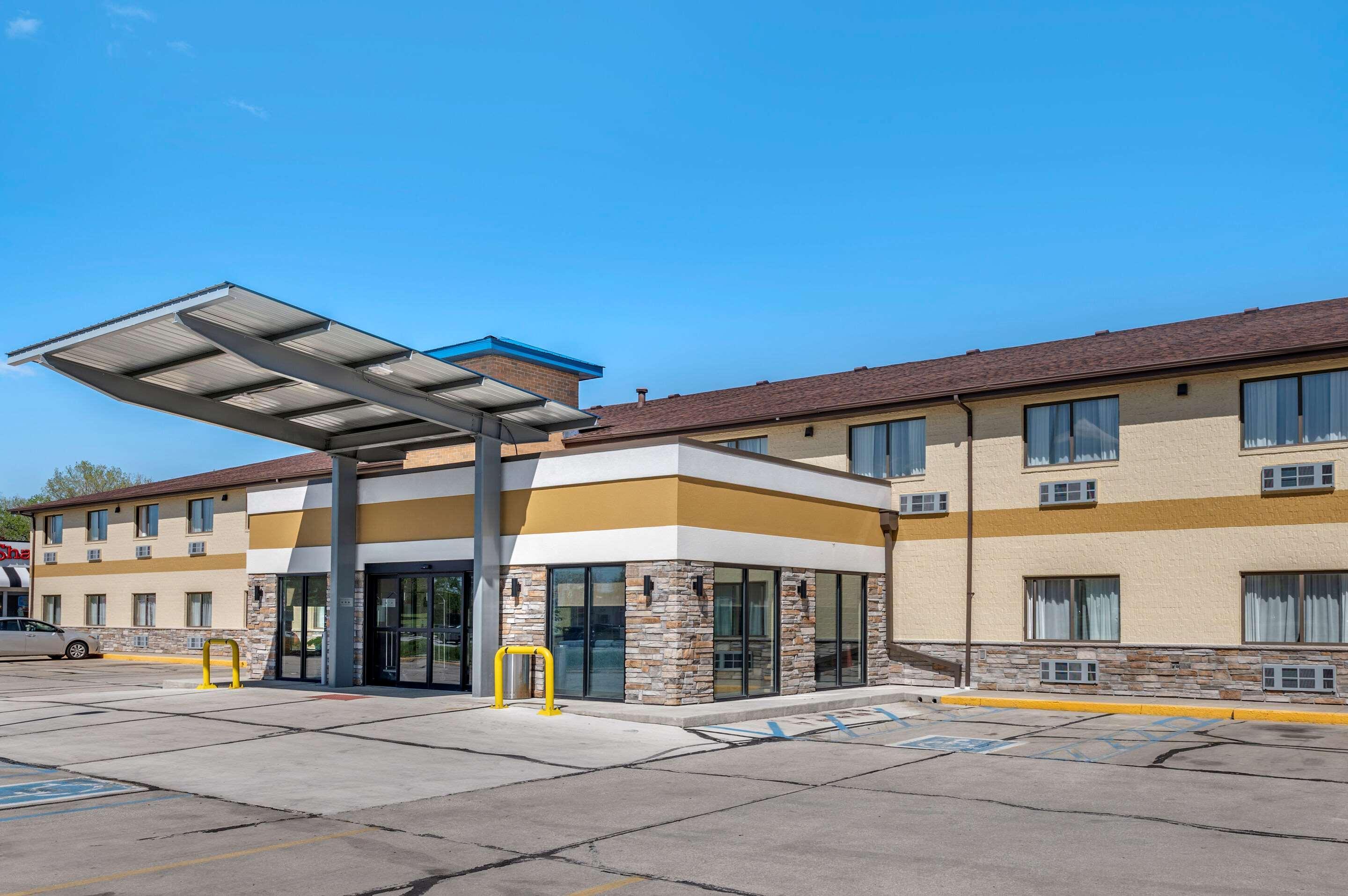 Comfort Inn Near Kokomo Speedway Экстерьер фото